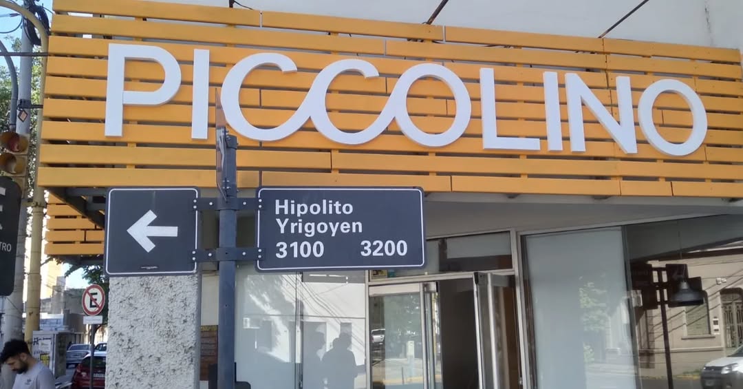 Heladeria Piccolino — trabajo 086