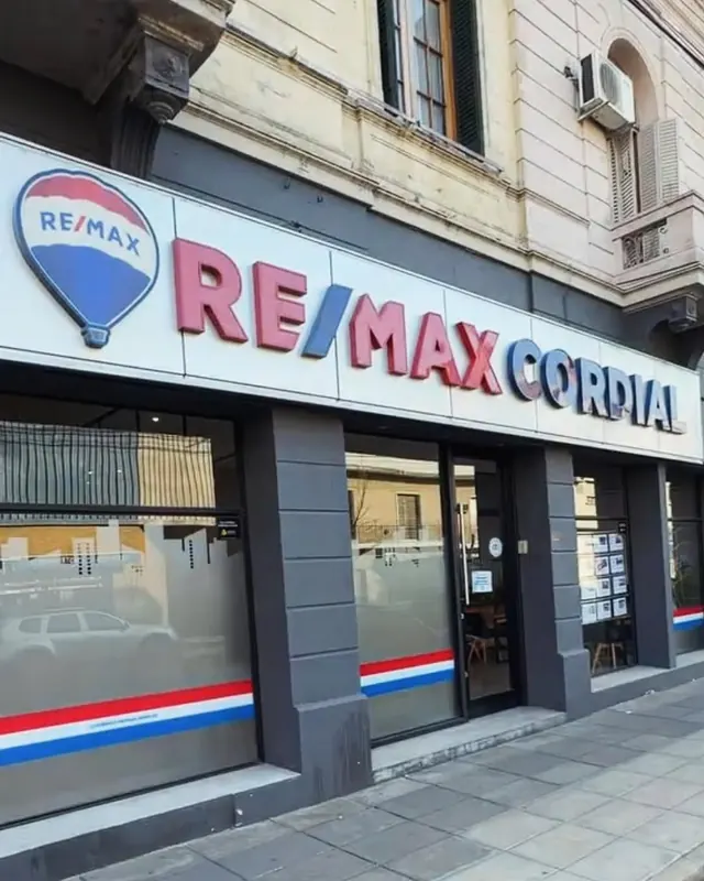 025 Renovación de imagen — después